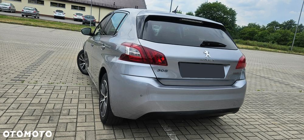Peugeot 308 PureTech 130 GPF EAT8 Stop & Start Allure - 3