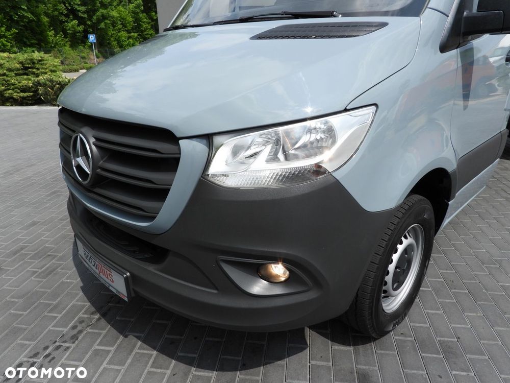 Mercedes-Benz SPRINTER 315 SKRZYNIA 8 PALET TEMPOMAT KLIMATYZACJA  150KM - 19