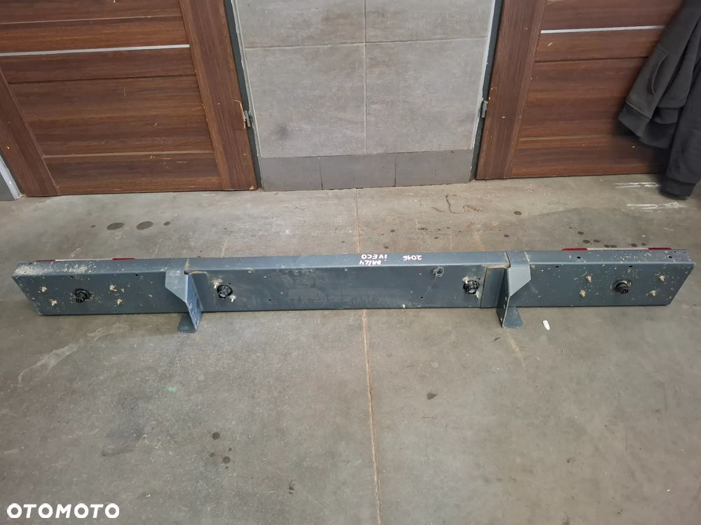 Belka tył zderzak lampy Iveco Daily 2016 rok 3,0 HPI nr 500332454KB - 1