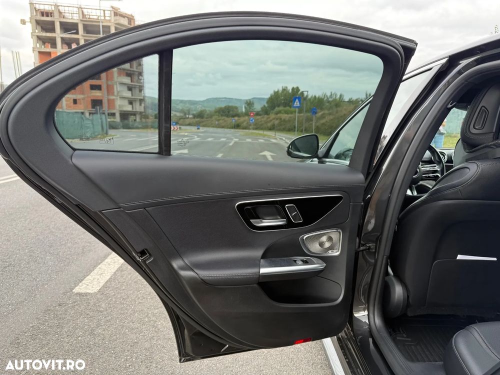 Mercedes-Benz C 300 d T 9G-TRONIC Edition AMG Line - 17