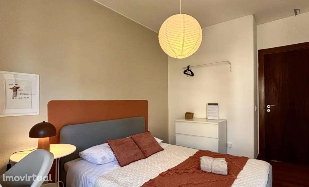 Quarto - localizado em Entrecampos Lisbon - Grande imagem: 2/13