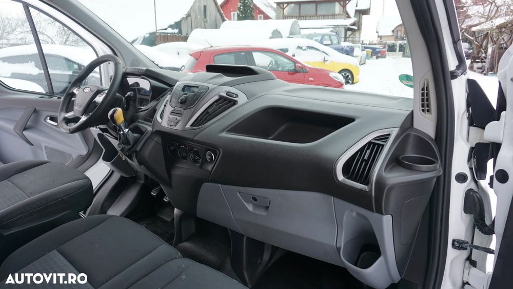 Ford Transit Custom - 13