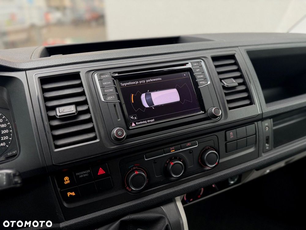 Volkswagen Transporter - 15