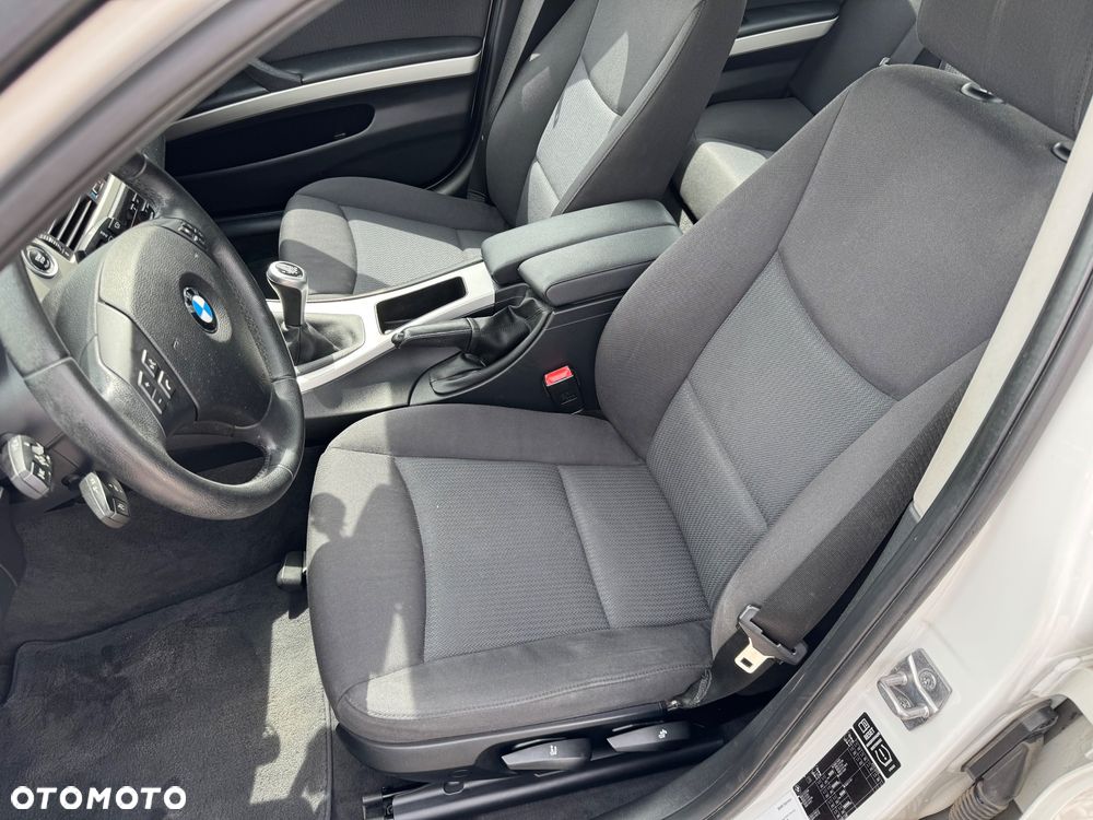 BMW Seria 3 - 9
