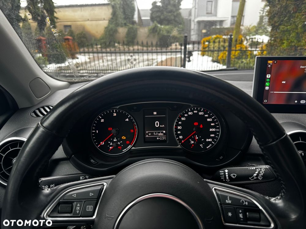 Audi A1 3-drzwiowe 1.6 TDI design - 16