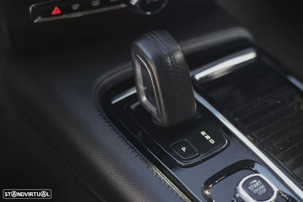 Volvo V60 2.0 T6 AWD TE R-Design - 6