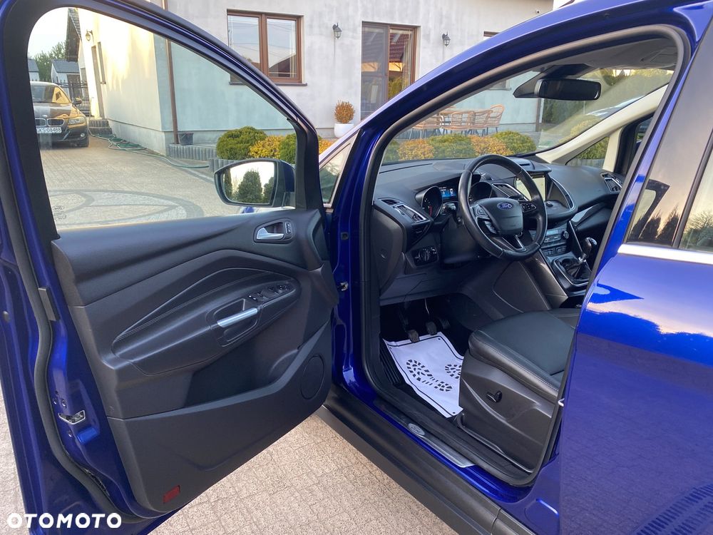 Ford C-MAX 2.0 TDCi Start-Stop-System Titanium - 23