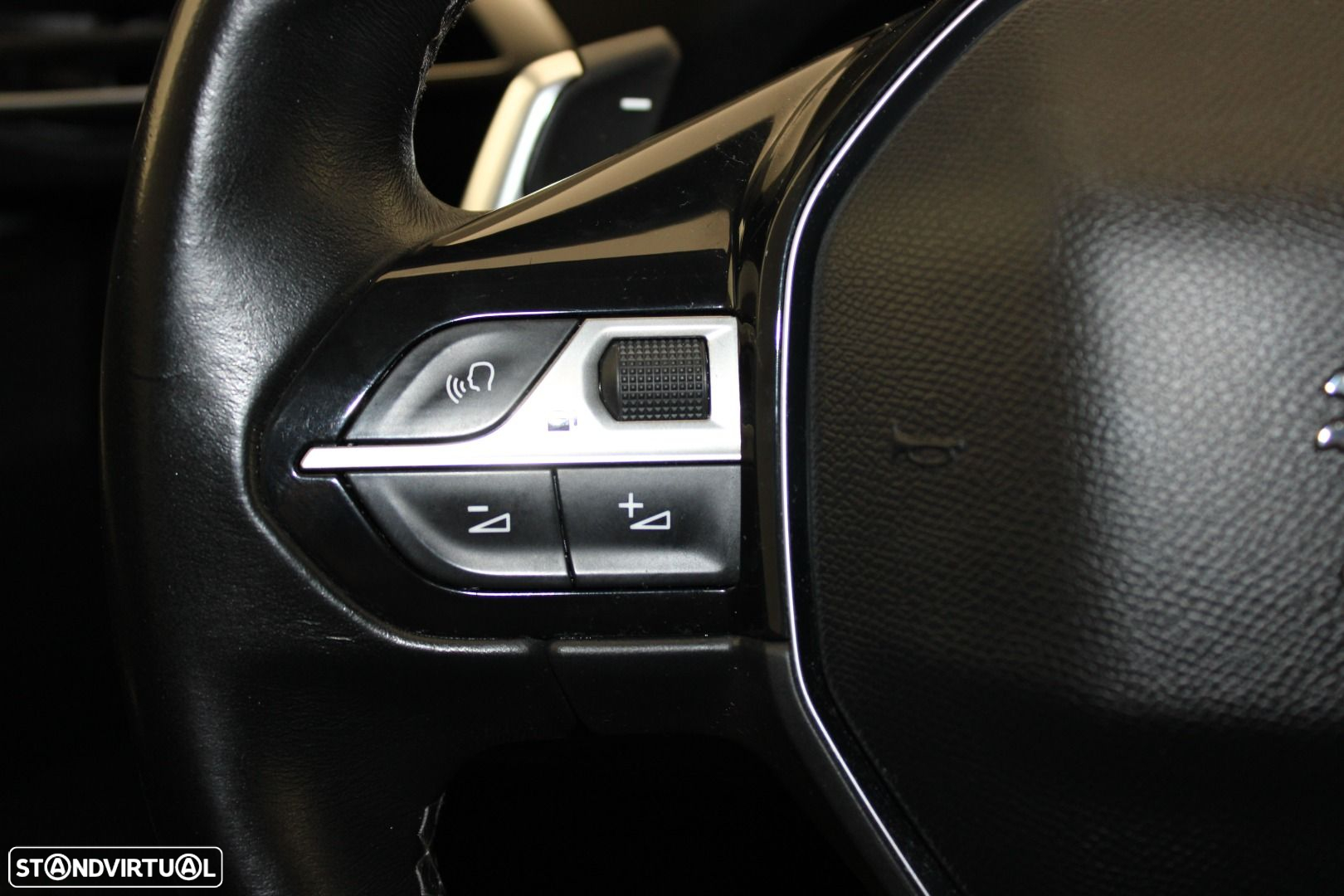 Peugeot 3008 1.6 BlueHDi Allure EAT6 - 12