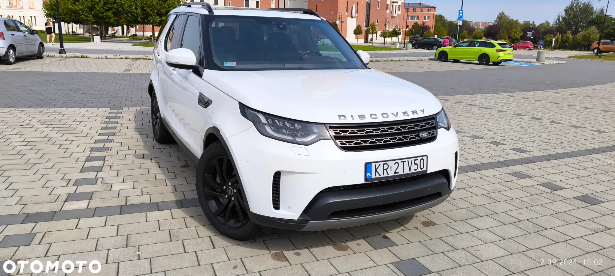Land Rover Discovery V 3.0 Si6 SE - 9