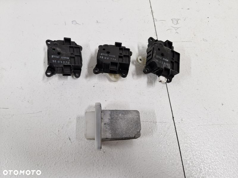 NISSAN JUKE F15 I 1 SILNICZKI NAGRZEWNICY ZESTAW 277311KA0A 277301KA0A 277321HA0A 3 SZT - 1