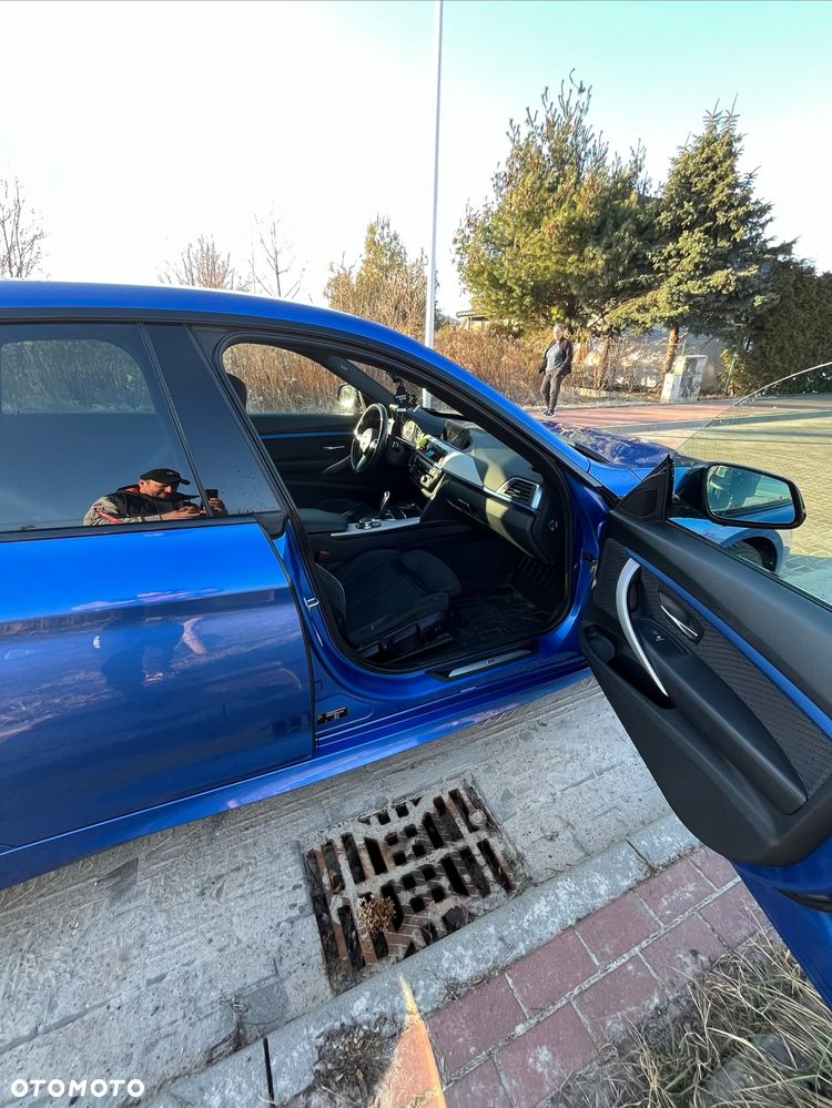 BMW 3GT 320i xDrive M Sport - 11