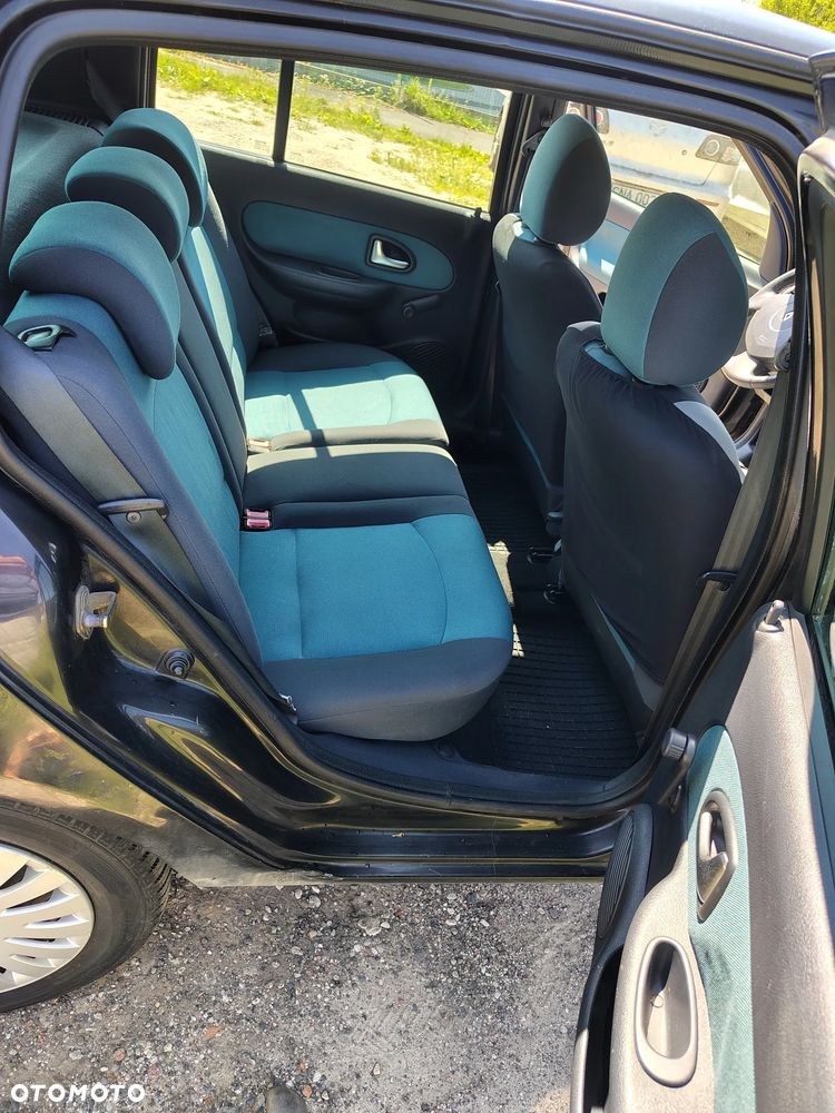 Renault Clio 1.2 16V Confort Dynamique - 9