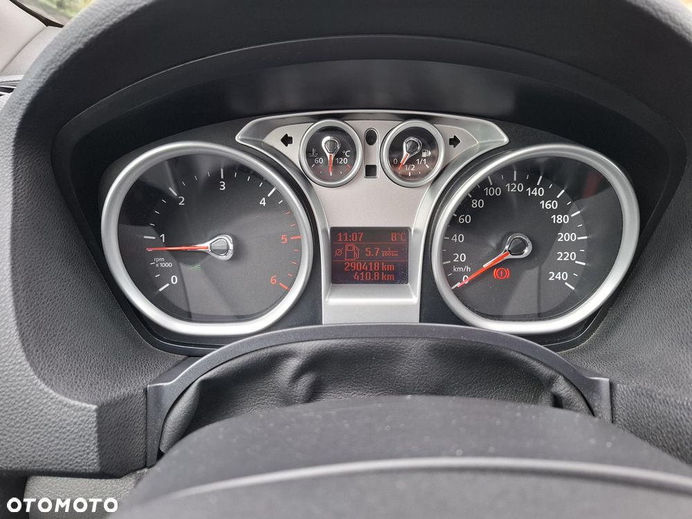 Ford Kuga 2.0 TDCi 2x4 Trend - 16