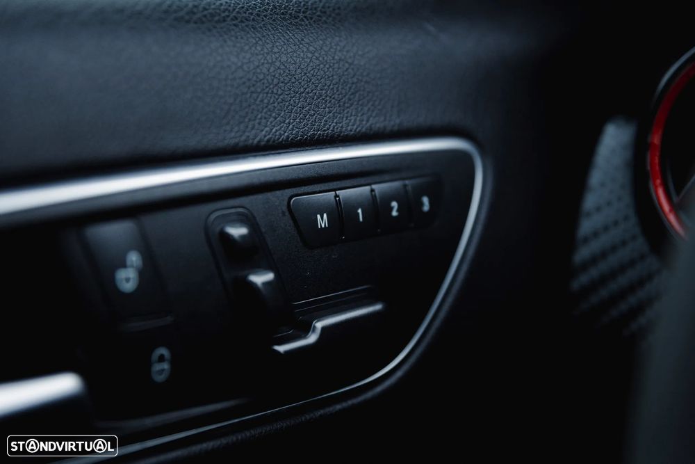 Mercedes-Benz A 45 AMG 4-Matic - 19