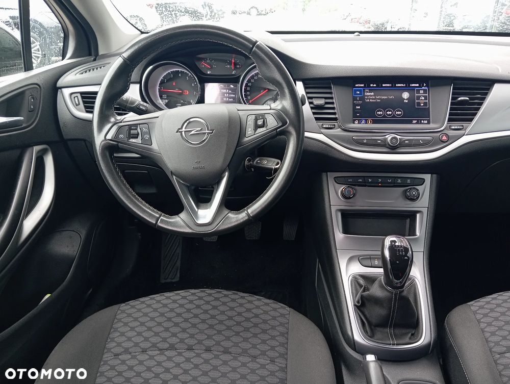 Opel Astra 1.2 Turbo Business Edition - 9