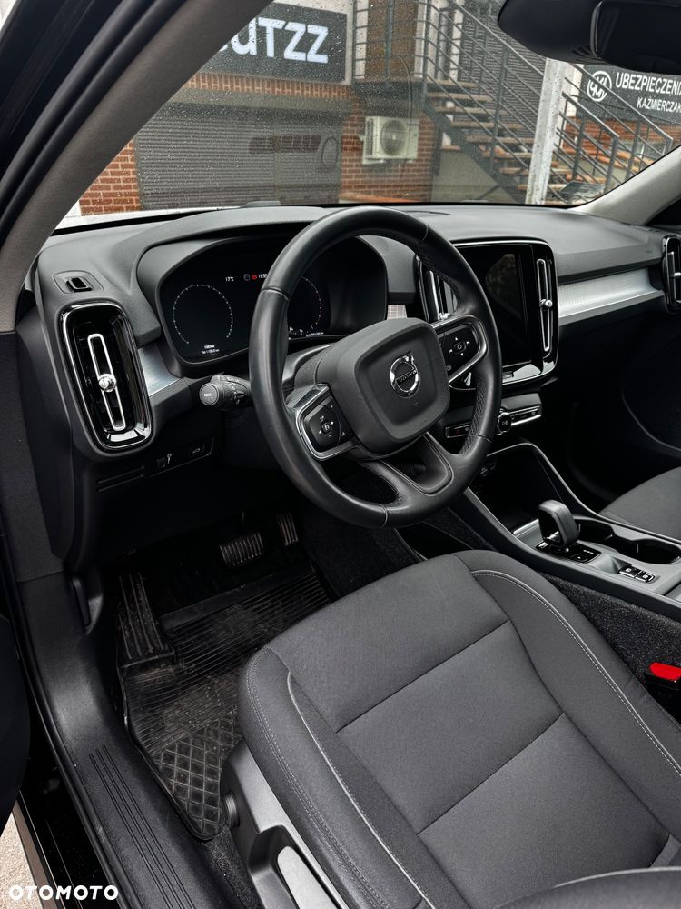 Volvo XC 40 T3 Momentum - 9