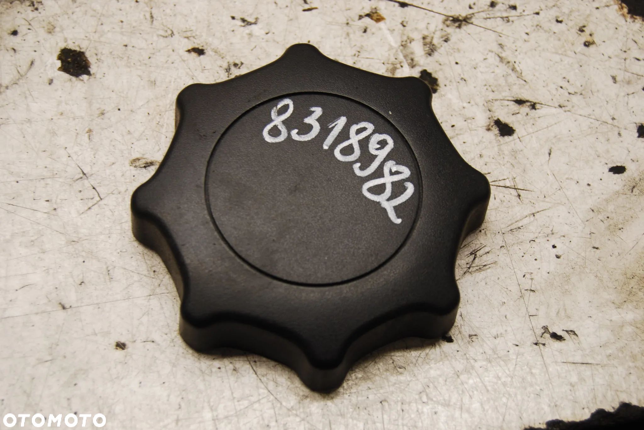 POKRĘTŁO FOTELA 8318982 AUDI A4 B6 B7 - 1