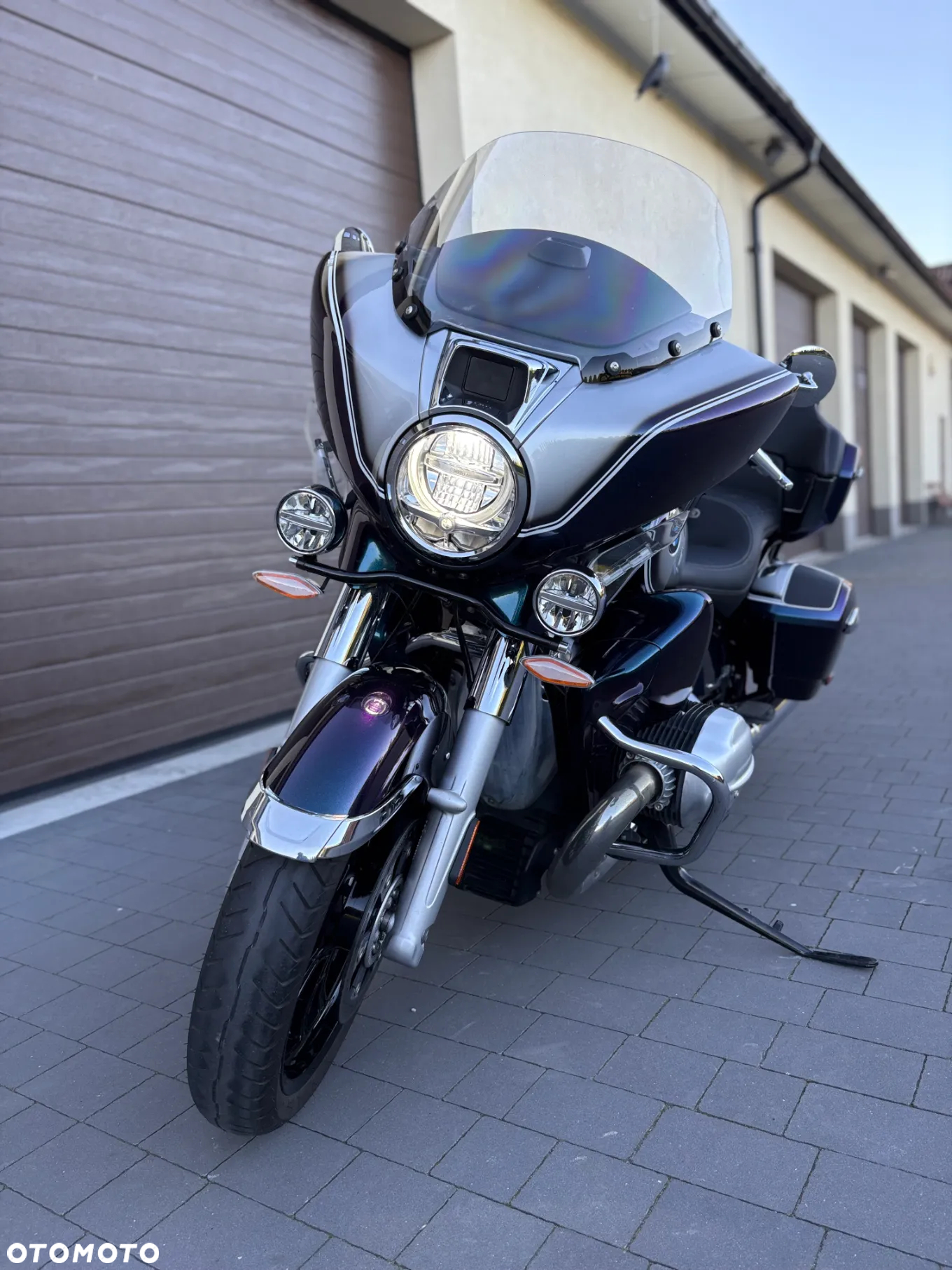 BMW R - 12