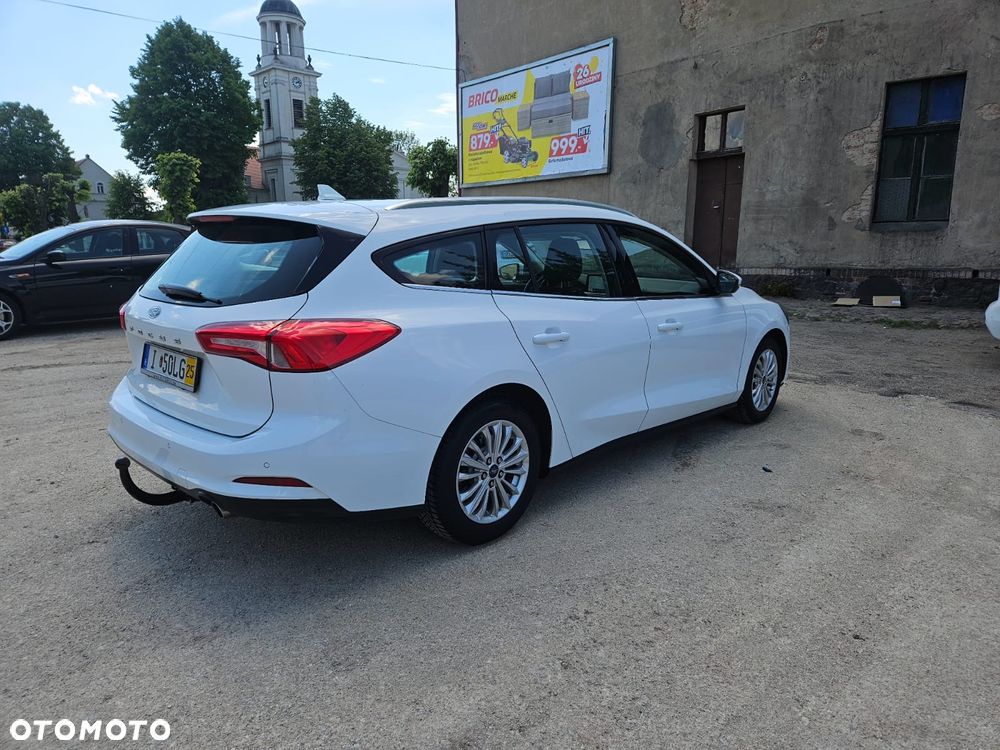Ford Focus - 10