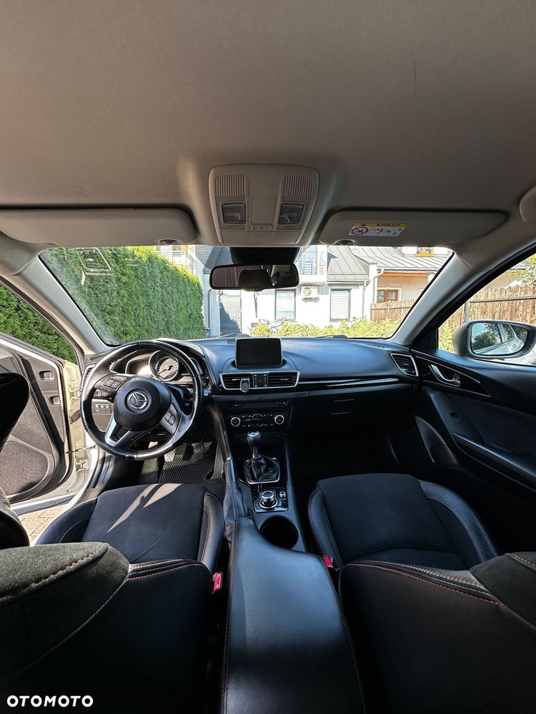 Mazda 3 - 6