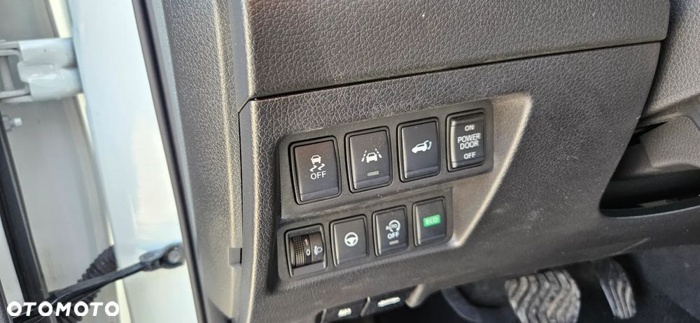 Nissan X-Trail 1.7 dCi Acenta 2WD Xtronic - 29