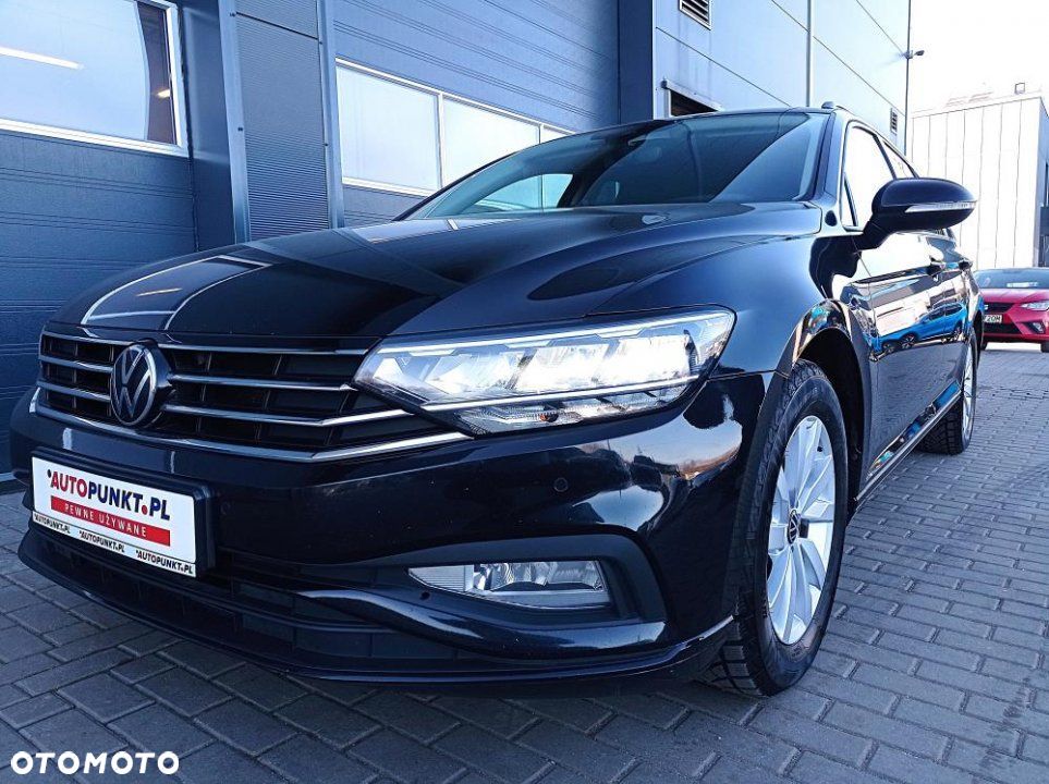 Volkswagen Passat - 8