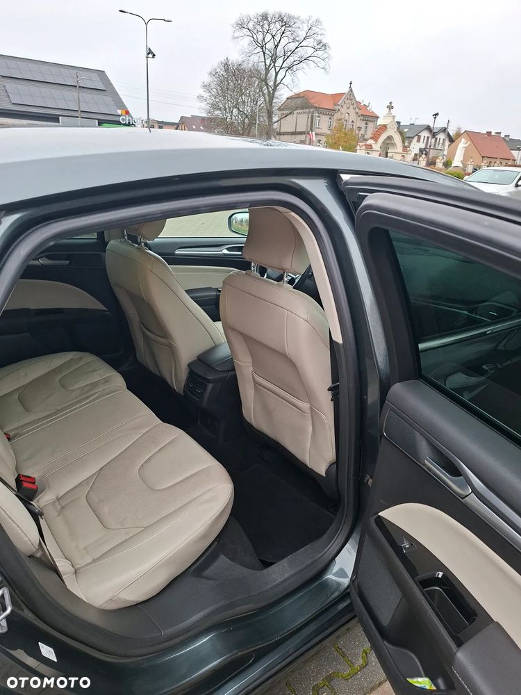 Ford Mondeo 2.0 TDCi Titanium PowerShift - 8