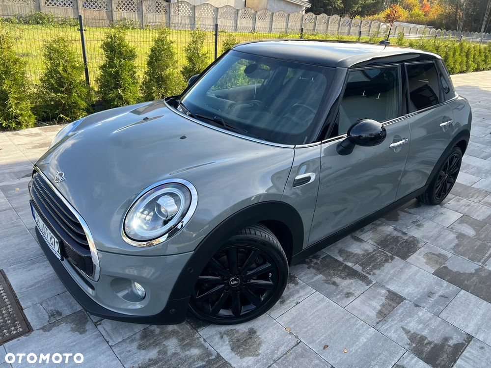 MINI Cooper 60 Years Chili - 9