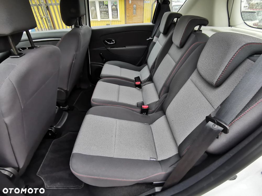 Renault Scenic - 8