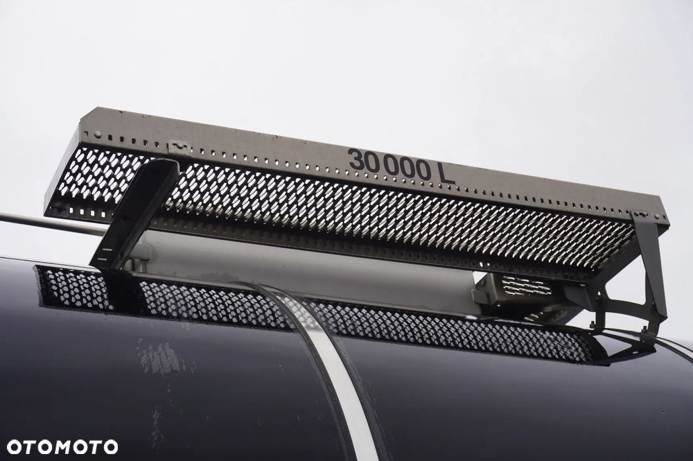 Lag Cysterna do mas bitumicznych LAG O-3-ST L4BH / ADR / 30000 l / Kilka sztuk - 15