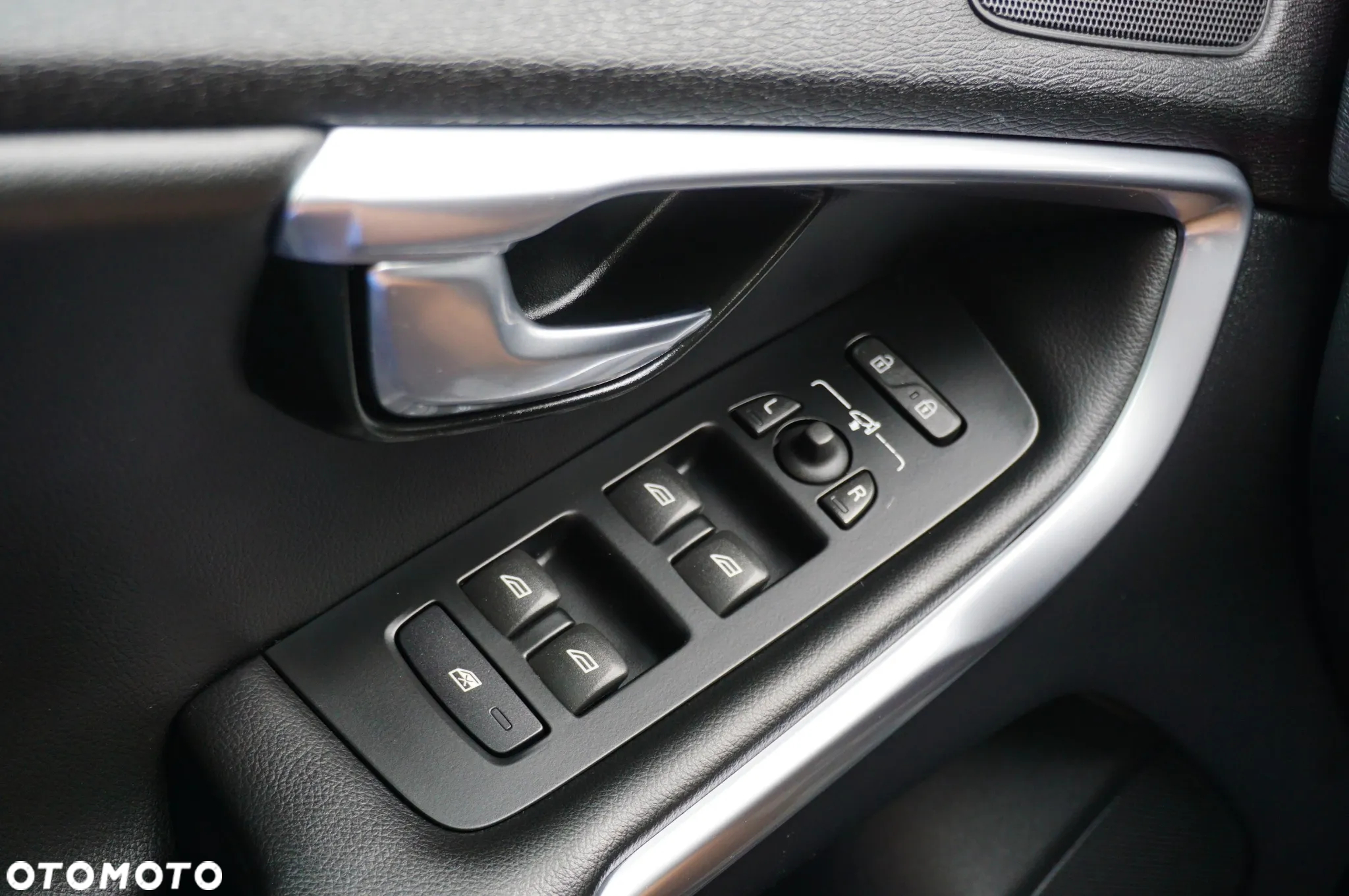 Volvo V40 D2 Inscription - 37