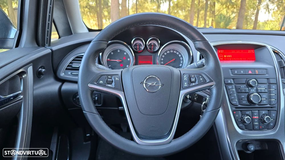 Opel Astra 1.7 CDTI Cosmo - 33