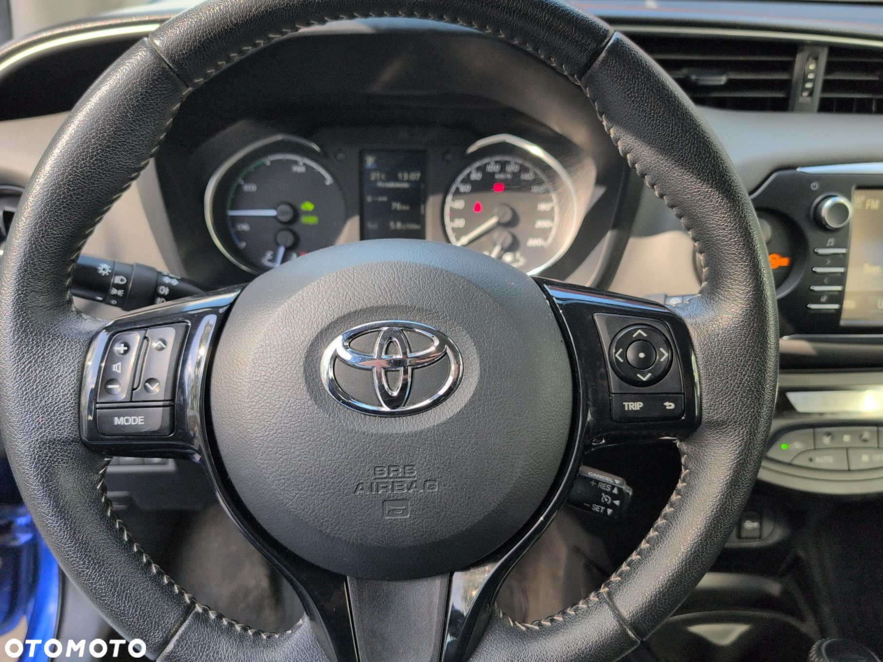 Toyota Yaris - 16