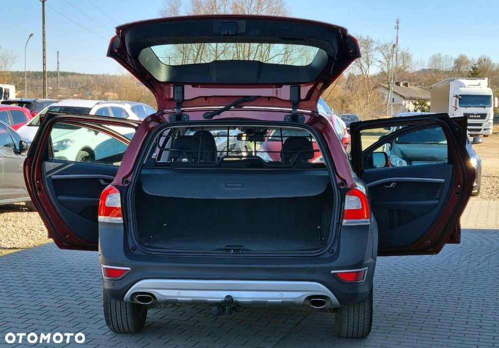 Volvo XC 70 - 25