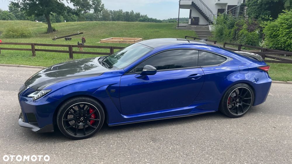 Lexus RC F Carbon - 3