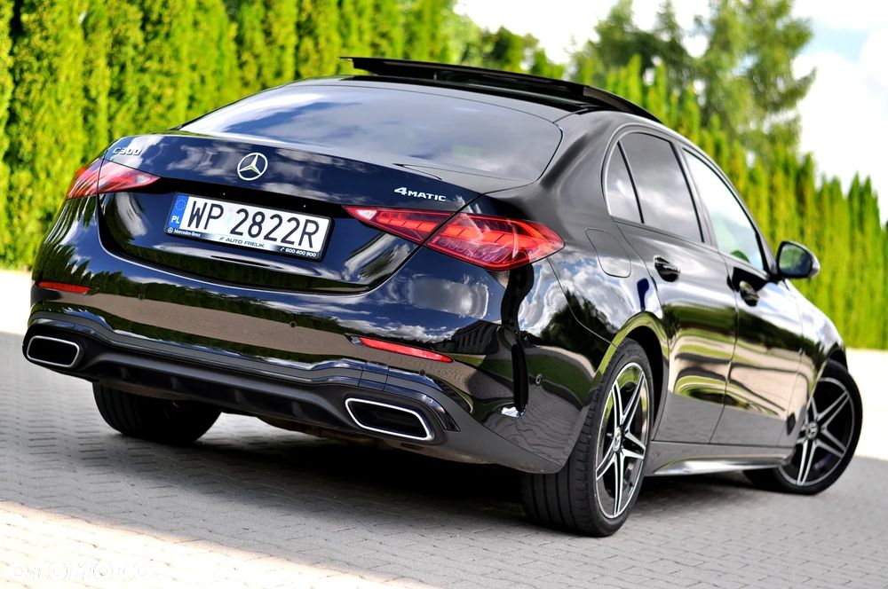 Mercedes-Benz Klasa C 300 4MATIC 9G-TRONIC - 15