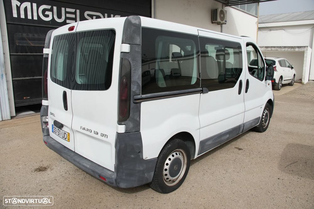 Opel Vivaro 9Lugares 1.9DTI 101cv - 4