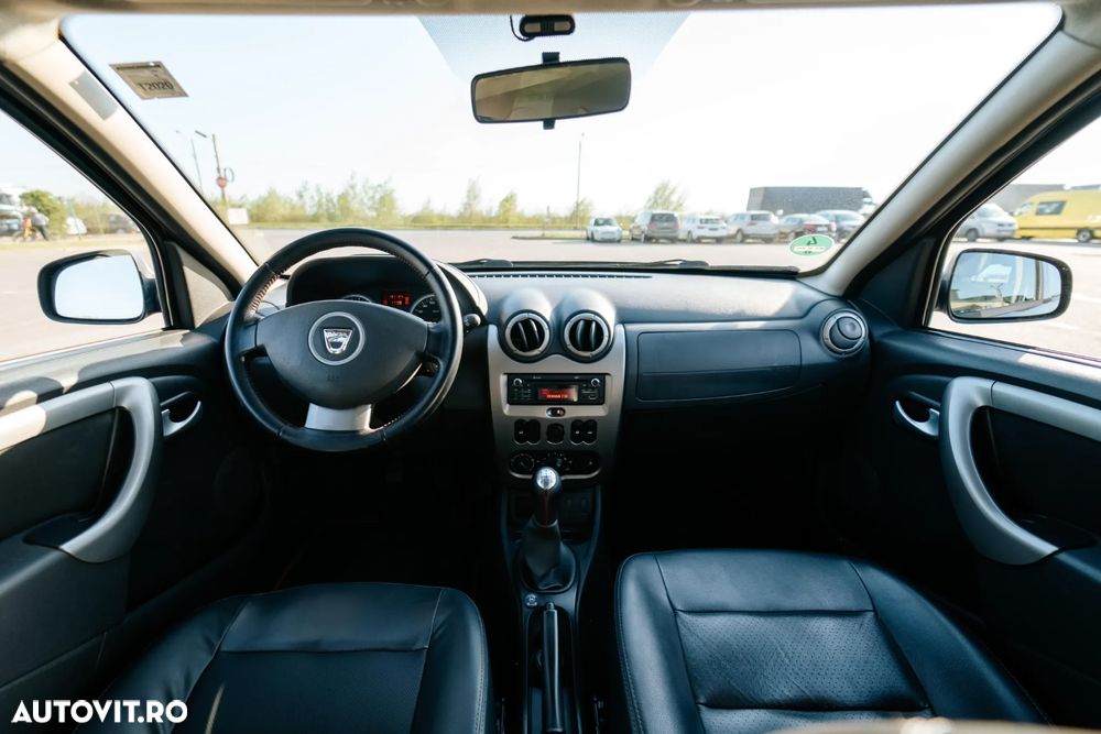 Dacia Duster 1.6 4x2 Prestige - 13