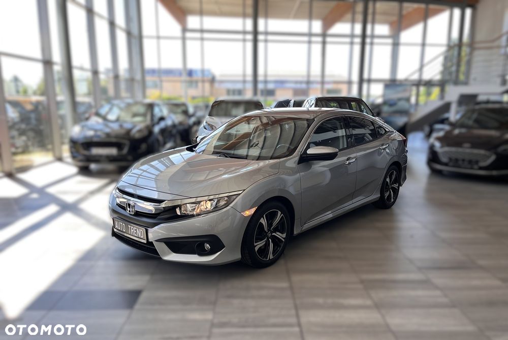 Honda Civic 1.5 i-VTEC Turbo CVT Sport Plus - 2