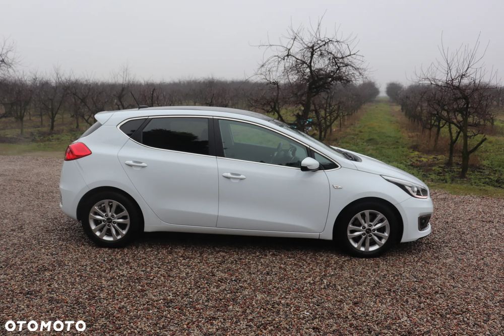Kia Ceed 1.6 GDI Spirit - 9