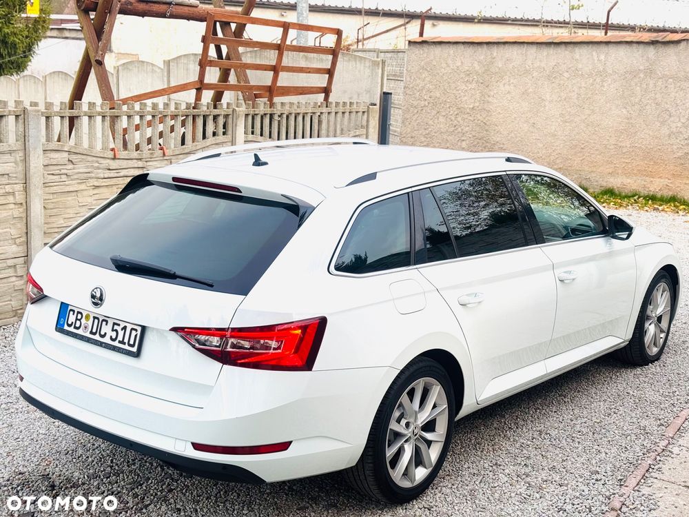 Skoda Superb Combi 2.0 TDI DSG Premium Edition - 21