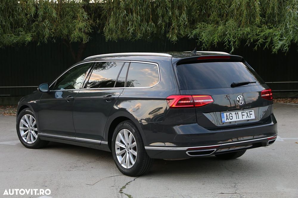Volkswagen Passat 2018 photo 2