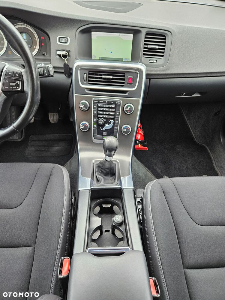 Volvo V60 D2 Kinetic - 22