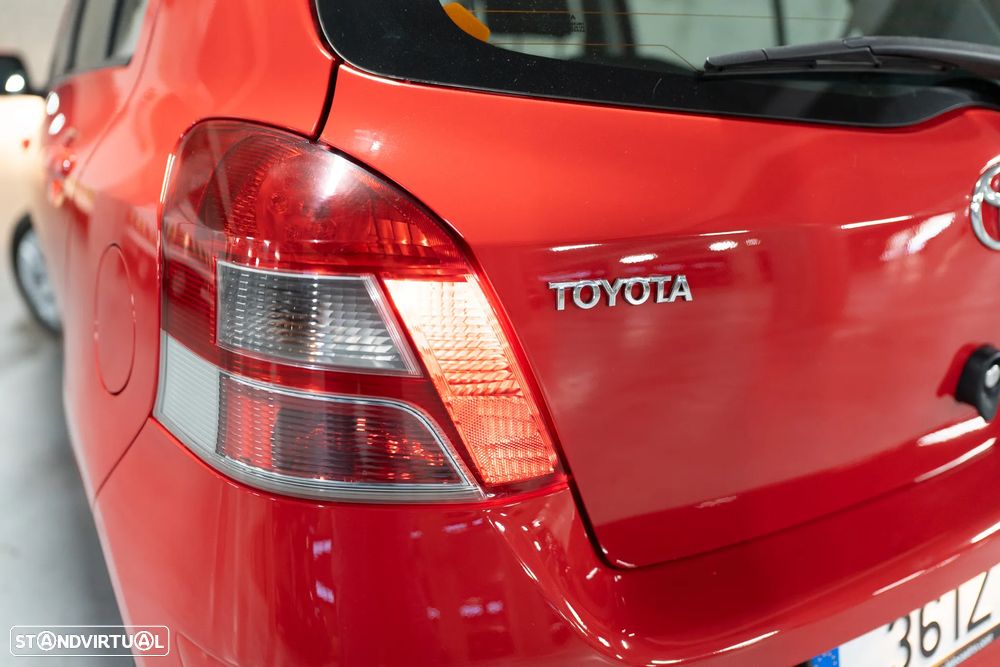 Toyota Yaris 1.0 VVT-i AC - 26