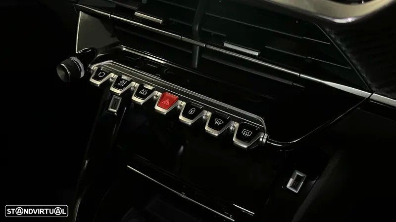 Peugeot e-2008 50 kWh Allure - 33