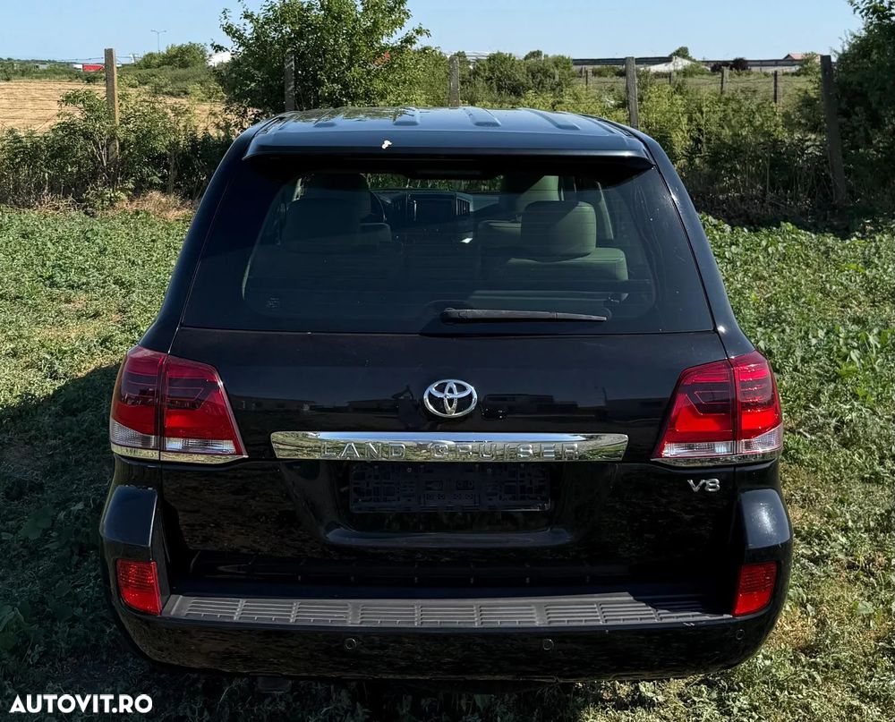 Toyota Land Cruiser V8 4.5 Aut Luxury - 32
