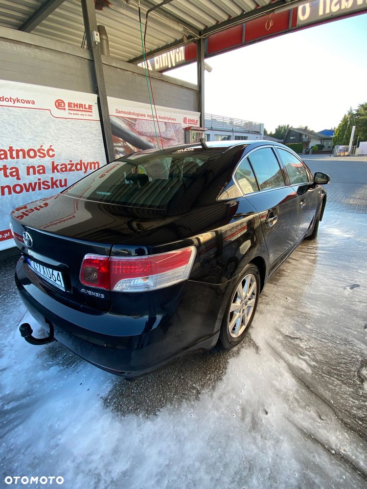 Toyota Avensis 2.2 D-4D Sol - 5