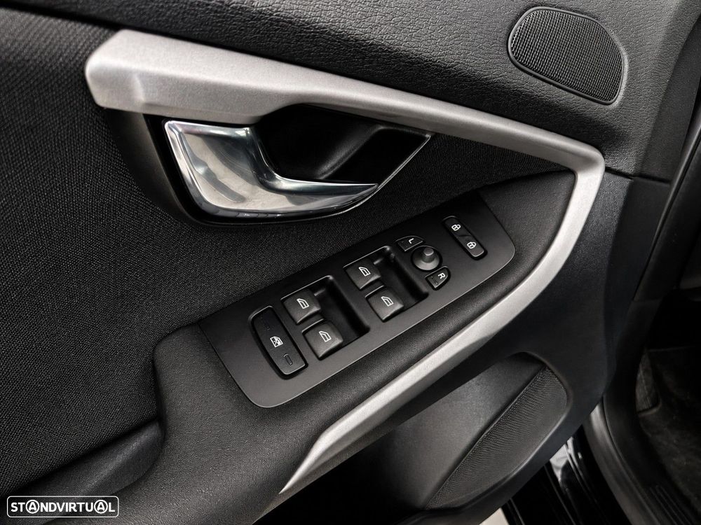 Volvo V40 1.6 D2 Momentum - 16