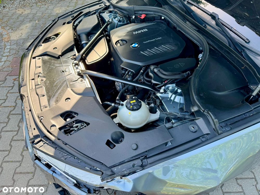BMW Seria 5 520d M Sport - 27