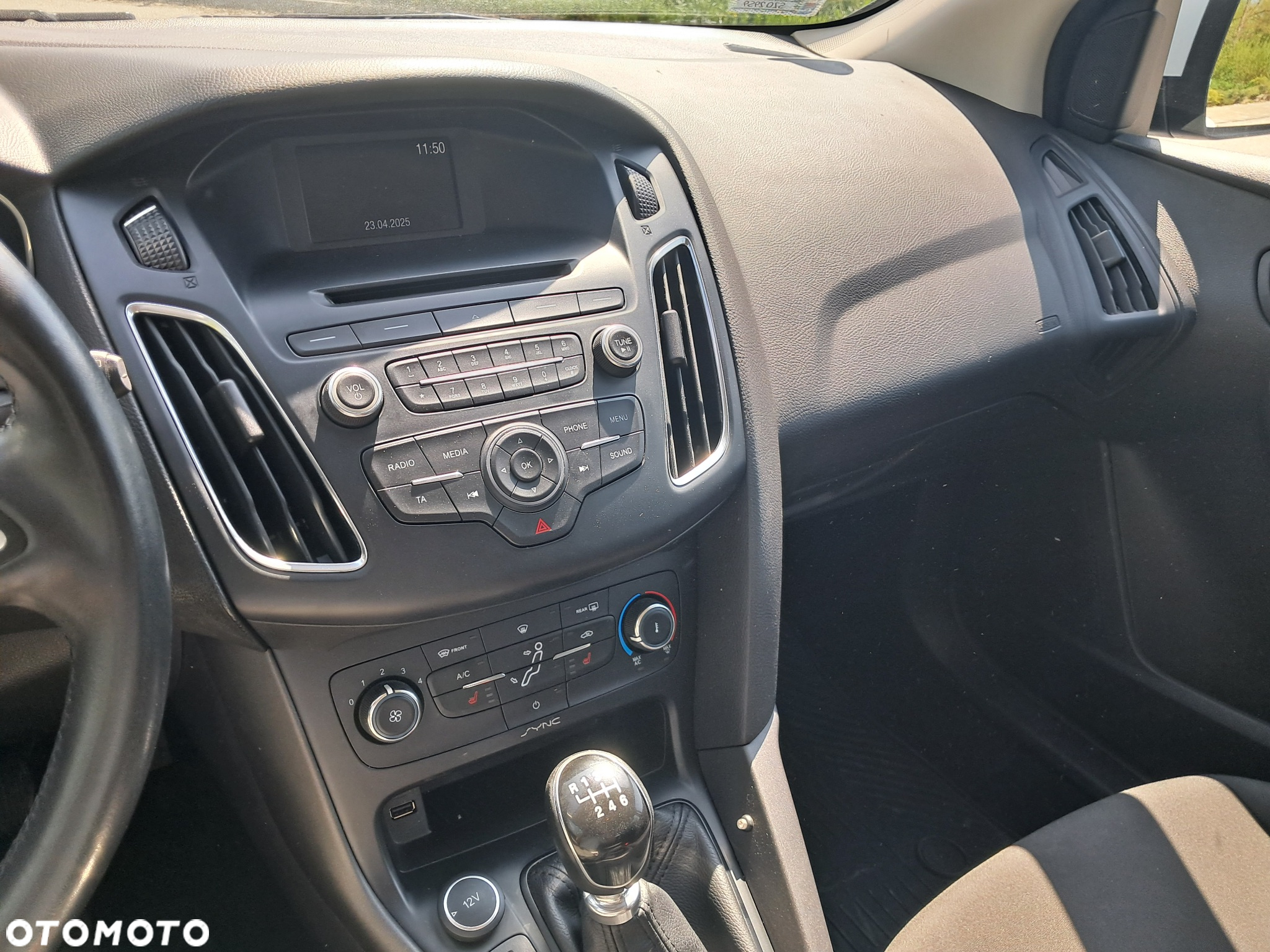 Ford Focus - 12